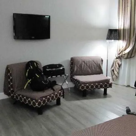 Domus Castrense Bed & Breakfast 4*