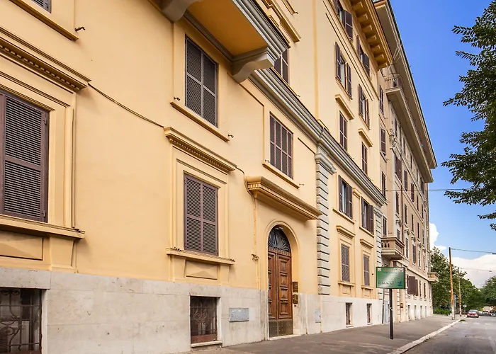 Domus Castrense Bed & Breakfast 4*