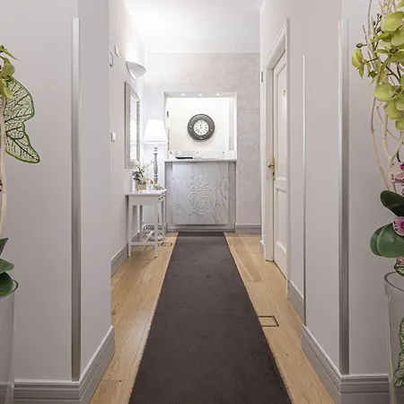 Domus Castrense Bed & Breakfast