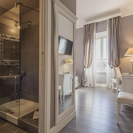 Domus Castrense Bed and Breakfast 4*