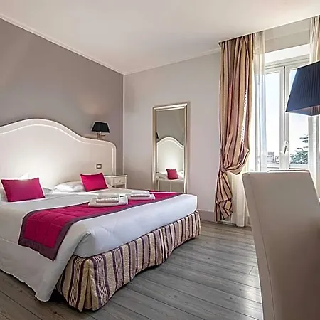 Domus Castrense Bed & Breakfast