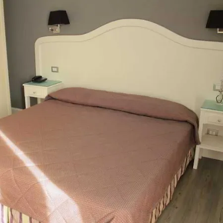 도무스 카스트렌세 B&B 로마