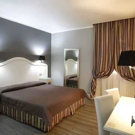 Domus Castrense 4*
