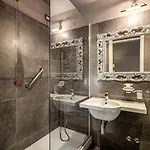 Bed & Breakfast Domus Castrense Rome